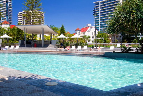 Stunning 4 Bedroom Sub Penthouse - Level 60 Q1 - Internet Find 2