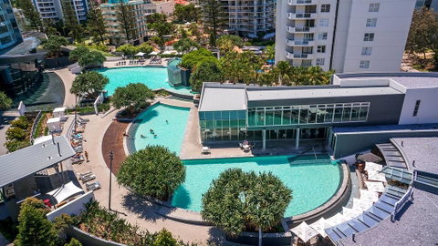 Stunning 4 Bedroom Sub Penthouse - Level 60 Q1 - Internet Find 1