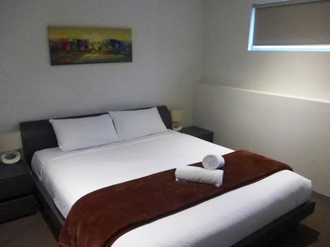 Summer Inn Holiday Apartments - Qld Realsetate 2