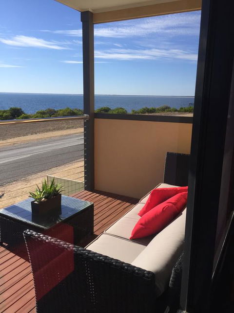 Sunset Cove Beach House - Internet Find 3