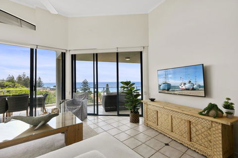 Sunshine Beach Penthouse With Beach Views - Unit 9/21 Park Crescent, Sunshine Beach - Internet Find 3