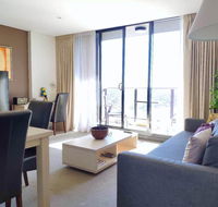 Super luxurious apartment on North Terrace - Petrol Stations