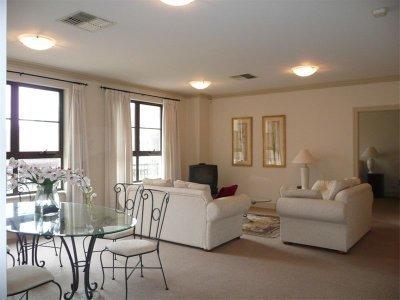 Superb Stay In Adelaides East End - Swimm 2