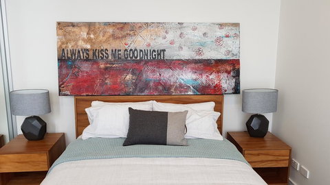 Supercar Fan's Dream - Track Side Apartment #1 - Internet Find 3