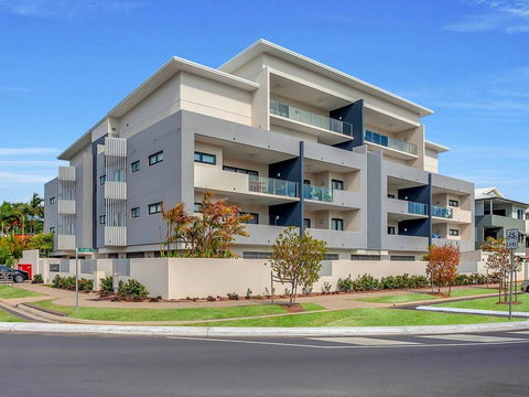 Superior Luxury Apartment In The City - Renee 1