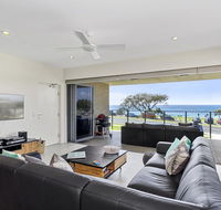 Surf 101 on Cabarita Beach - Internet Find
