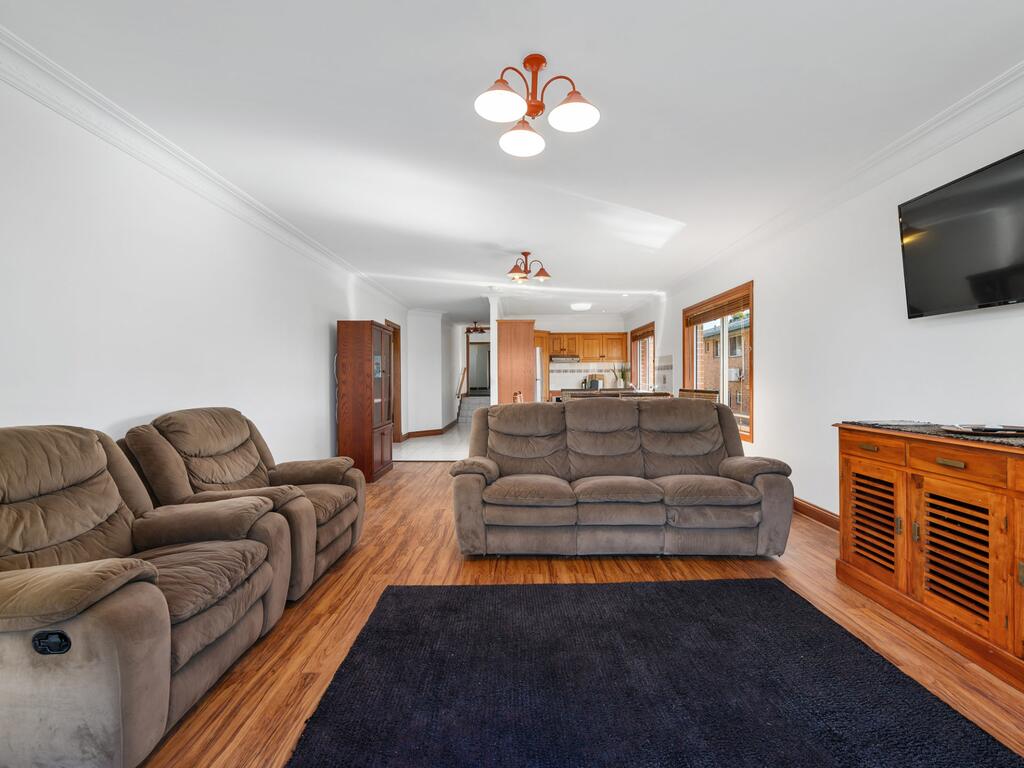 Accommodation Sawtell NSW Renee