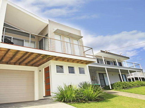 Surf Mist - Contemporary Seaside Duplex - Swimm 0