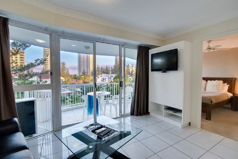 Surf Parade Resort - Qld Realsetate 2