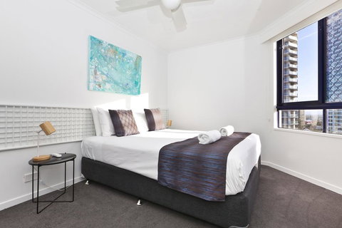 Surf Regency - Qld Realsetate 3