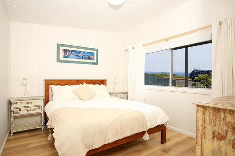 Surf Shack - Pet Friendly - 1 Min Walk To Beach - Internet Find 3