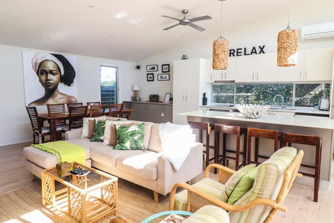 Surfside - Qld Realsetate 3