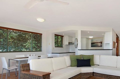 Surfside Byron Bay - Qld Realsetate 1