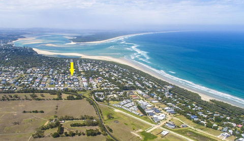 SURFSIDE GETAWAY IN PICTURESQUE INVERLOCH - Petrol Stations 1