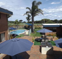 Surfside Merimbula Holiday Apartments - Renee