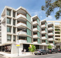 Surry Hills Fully Furnished Apartment ELZ - Petrol Stations
