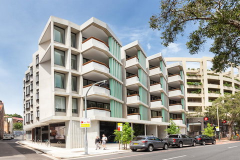 Surry Hills Fully Furnished Apartment (ELZ) - Renee 0