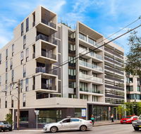 Surry Hills Modern Furnished Self-Contained Apartment ELZ - Petrol Stations