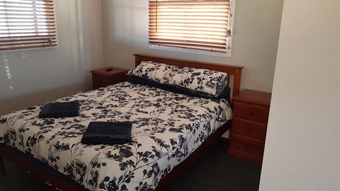 Sustainable B&B By The Bay - Renee 1