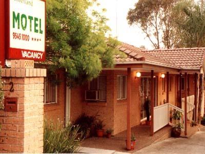 Sutherland Motel - Renee 3