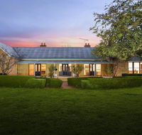 Sutton Downs - renovated country home on 100 acres - Renee