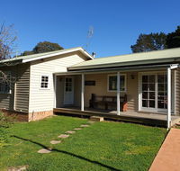 Sutton Forest Cottage - Renee