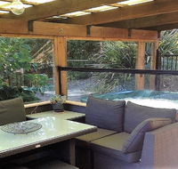 Sutton Spring Art Retreats - Renee