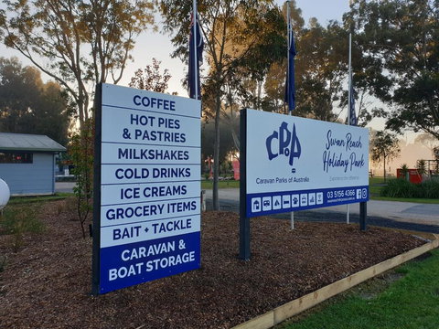 Swan Reach Holiday Park - Internet Find 2