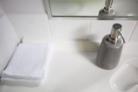 SweetHome2BR@Highton+parking - Qld Realsetate 1