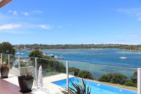 Sybella - Internet Find 0