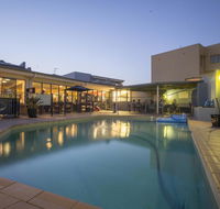 Sydney Beachouse YHA - Qld Realsetate