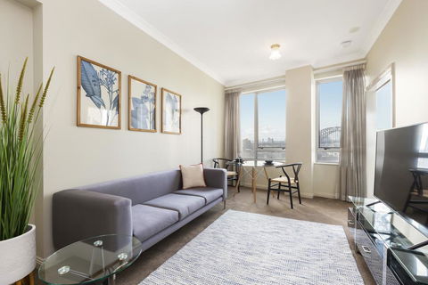 Sydney CBD 1 Bedroom Self-Contained Apartment With Spectacular Sydney Harbour View (1312 BRG) - Petrol Stations 0