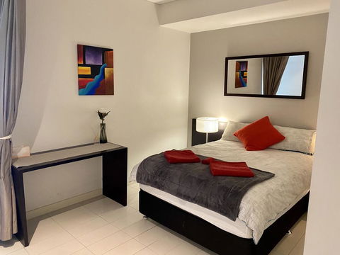 Sydney CBD Central Location - Spacious Apartment - Parking - Pool - Gym - Best Location - Renee 3