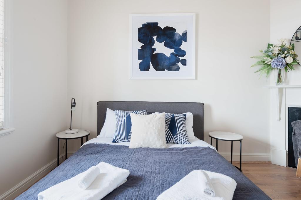 Accommodation Millers Point NSW Qld Realsetate