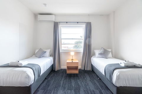 Sydney Junction Hotel - Renee 3