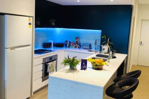 Sydney Olympic Park Luxury Apartment - Petrol Stations 2