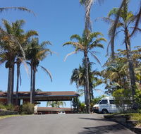 Tabourie Lake Motor Inn - Internet Find