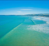 Tahren Beachfront Shack - Swimm