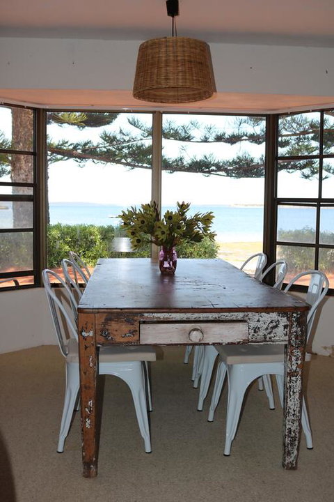 Tall Pines Beach House At Mount Dutton Bay (part Of Coffin Bay Waterways) - Swimm 2