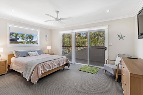 Tallean Road, 71 - Swimm 1