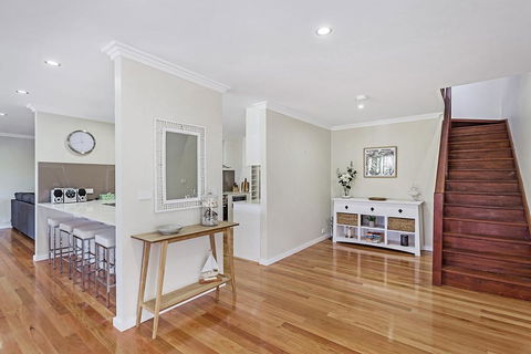 Tallean Road, 71 - Swimm 2