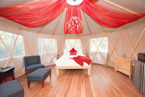 Talo Retreat - Renee 1