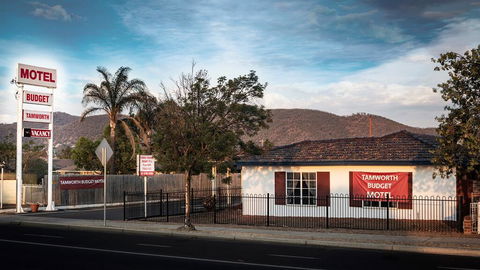 Tamworth Budget Motel - Swimm 1