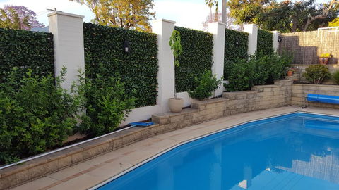 Tamworth Exclusive B&B - Swimm 2