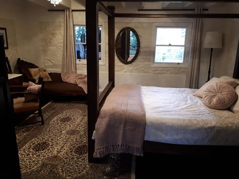 Tanilba House - Internet Find 1