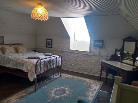 Tanilba House - Internet Find 2