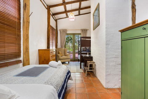 Taradale House Estate - Internet Find 2
