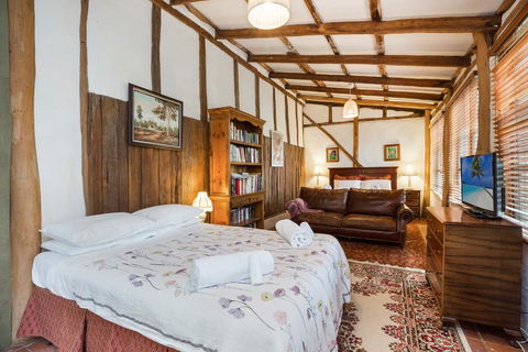 Taradale House Estate - Swimm 1