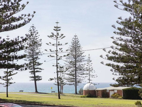 Taranaki Beach House - Internet Find 1