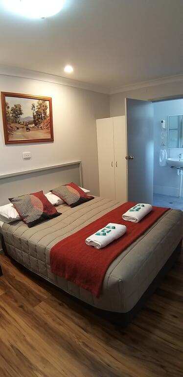 Taree Country Motel - Internet Find 2